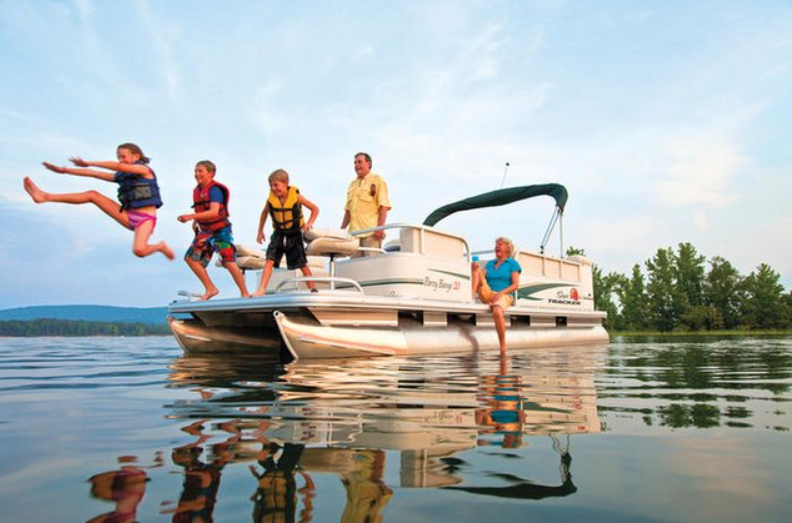 Boating with family at Lake Texoma